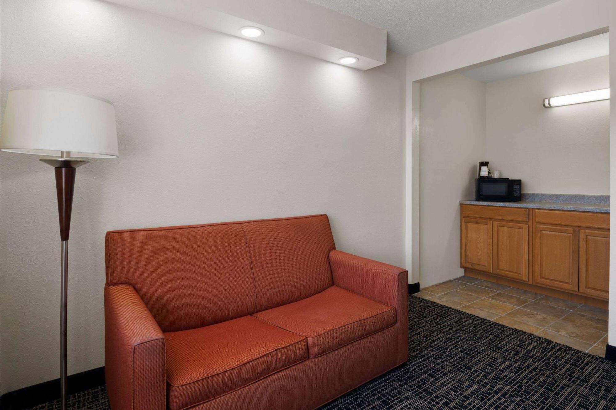 Baymont By Wyndham Boardman Hotel Ngoại thất bức ảnh